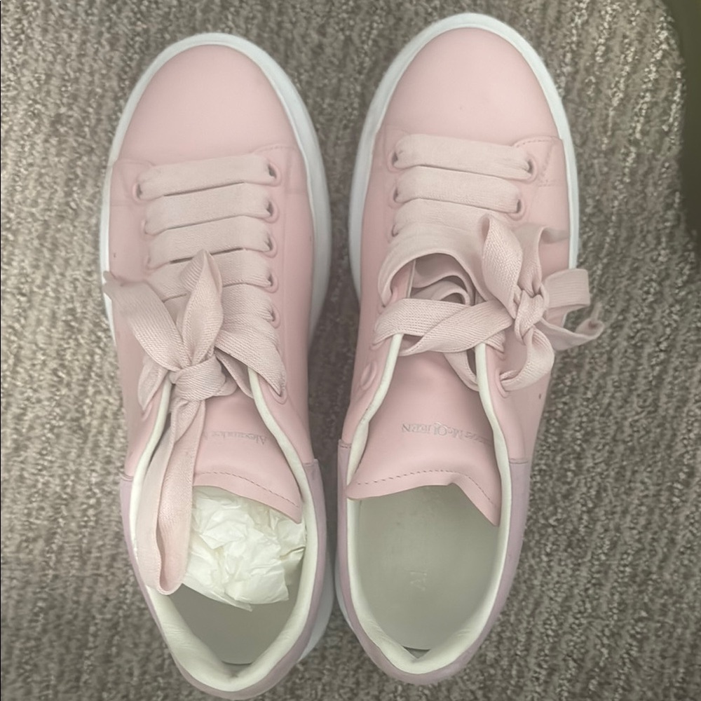 Pink Women's Sneakers Alexander McQueen